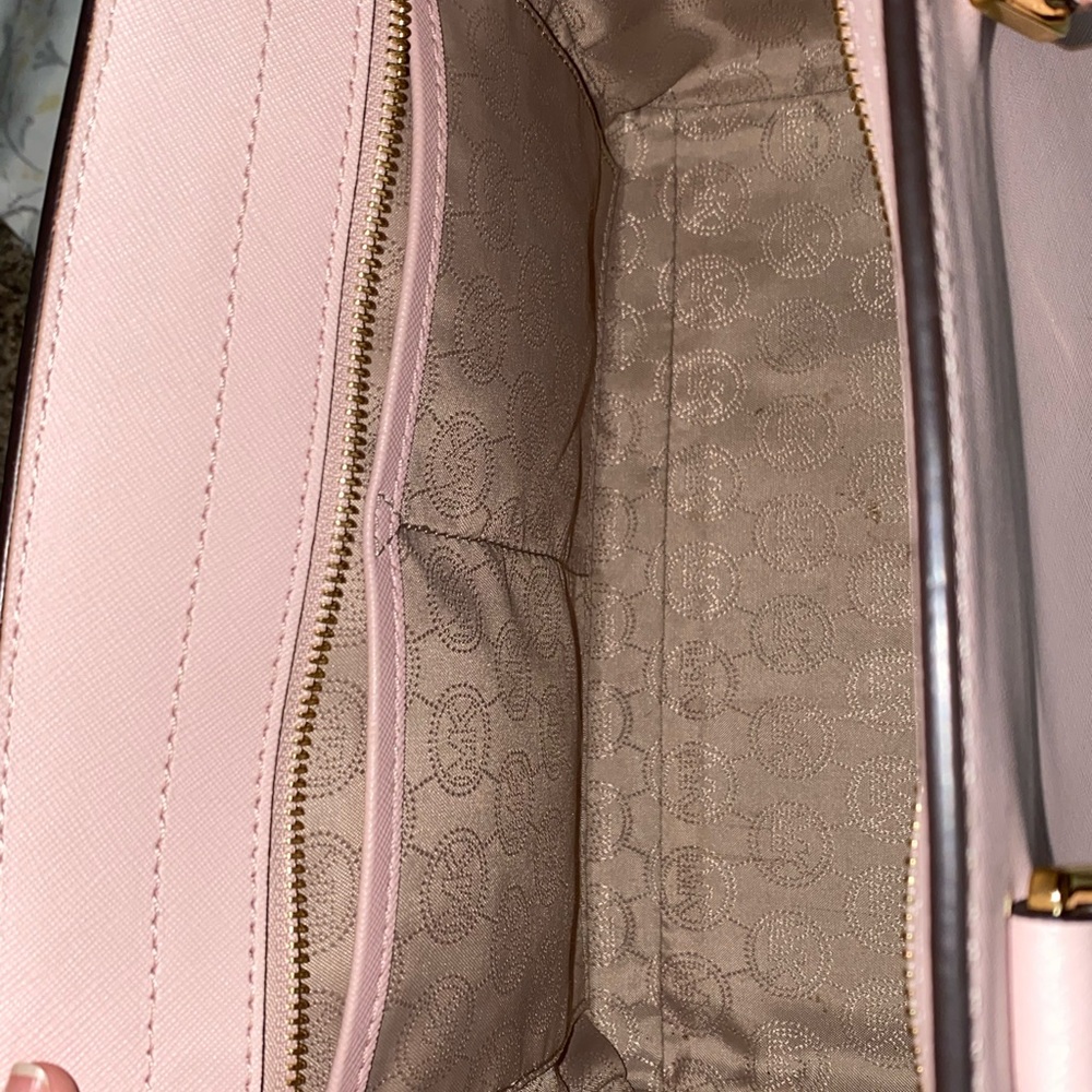Michael Kor Purse - Picture 4 of 5